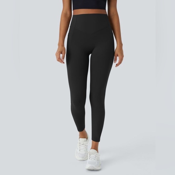 HALARA Pants - Halara UltraSculpt Tummy Control, Butt lifting/sinched Leggings
